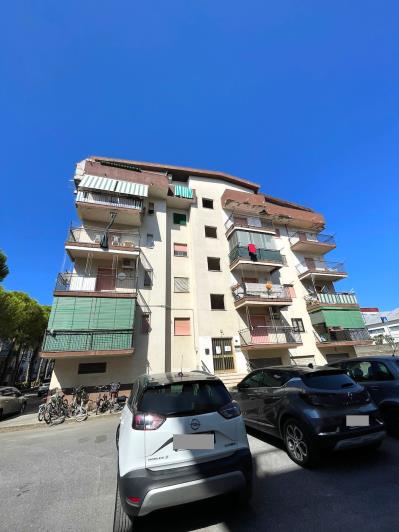 Image No.26-2 Bed Apartment for sale