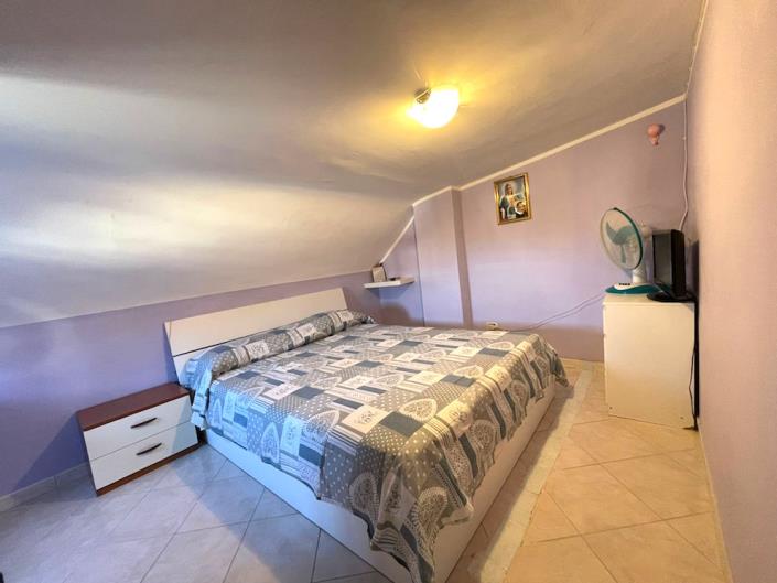 Image No.20-2 Bed Apartment for sale