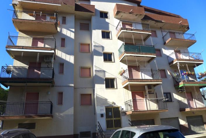 Image No.28-2 Bed Apartment for sale