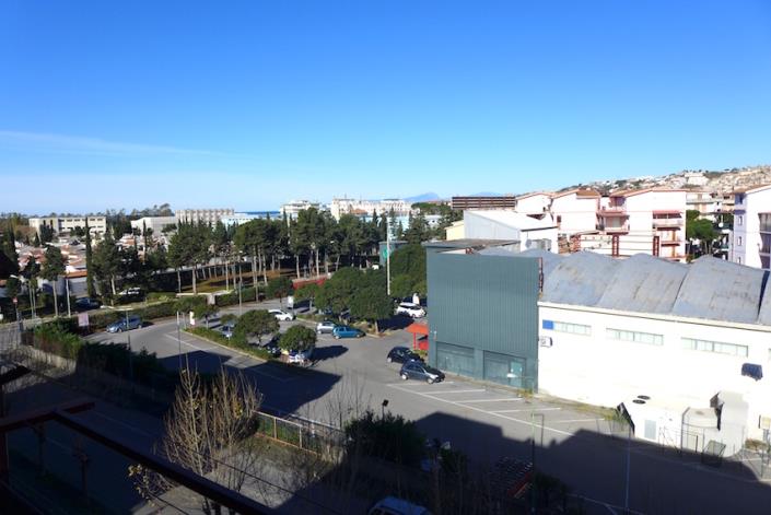 Image No.25-2 Bed Apartment for sale