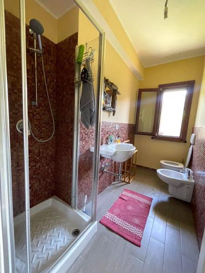 Image No.27-2 Bed Semi-Detached for sale