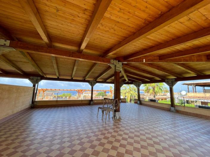 Image No.31-2 Bed Semi-Detached for sale