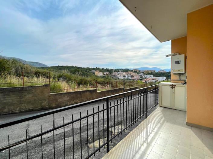 Image No.28-2 Bed Apartment for sale