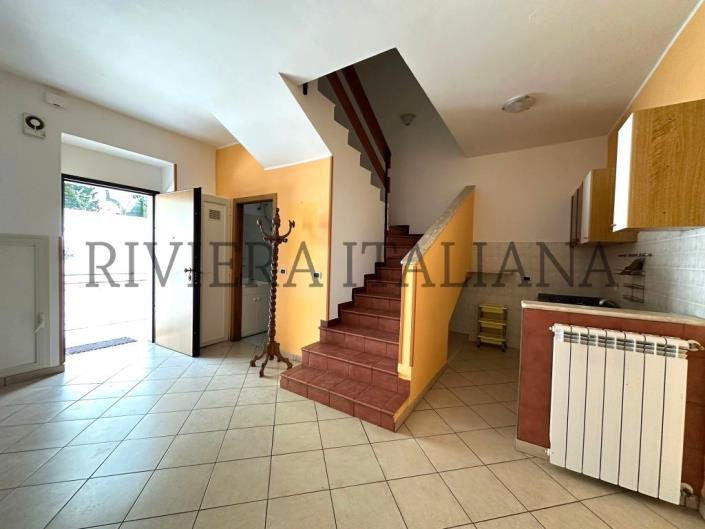 Image No.4-4 Bed Apartment for sale