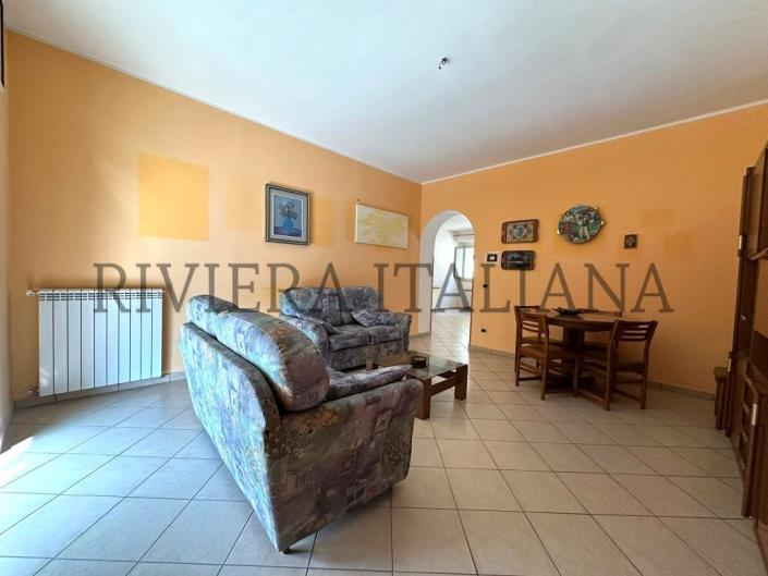 Image No.8-4 Bed Apartment for sale