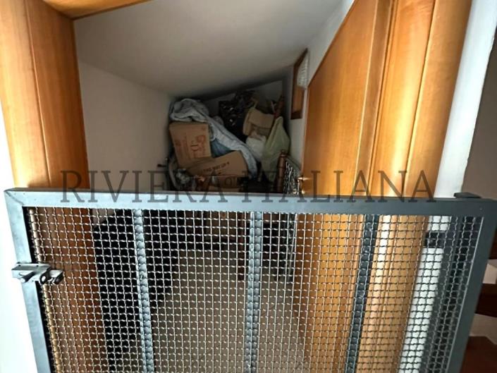 Image No.12-4 Bed Apartment for sale