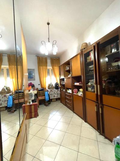 Image No.11-4 Bed Apartment for sale