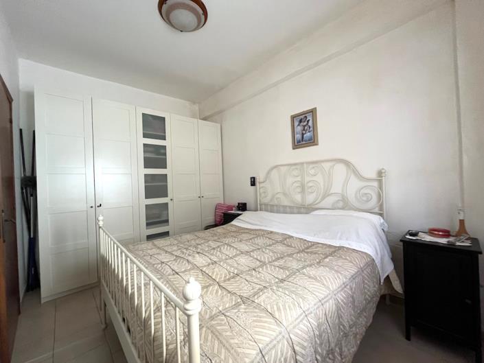 Image No.25-2 Bed Apartment for sale