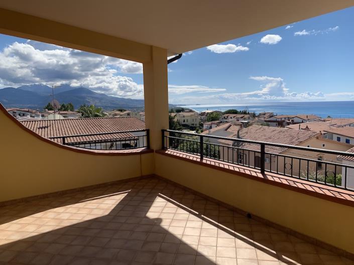 Image No.39-3 Bed House for sale