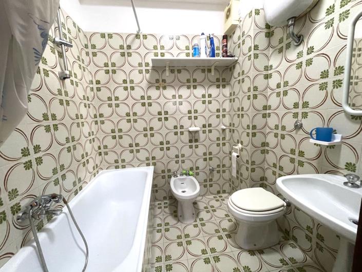 Image No.19-2 Bed Apartment for sale