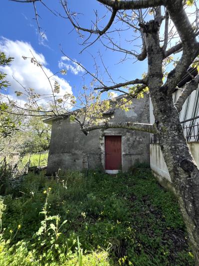 Image No.2-2 Bed Villa / Detached for sale