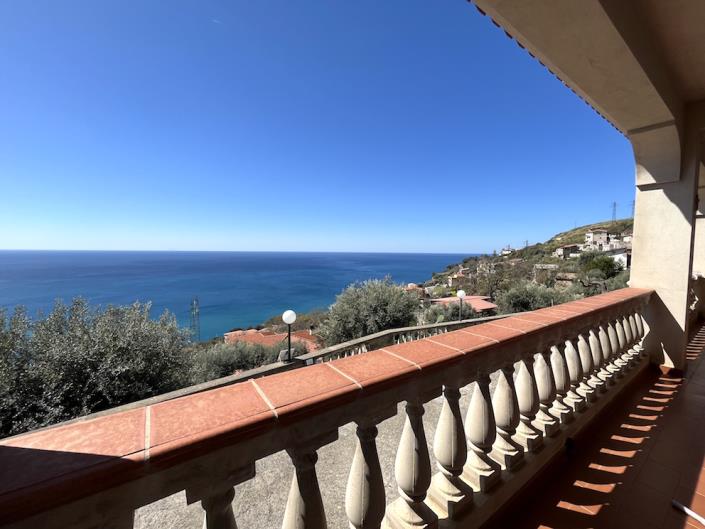 Image No.26-4 Bed Villa for sale