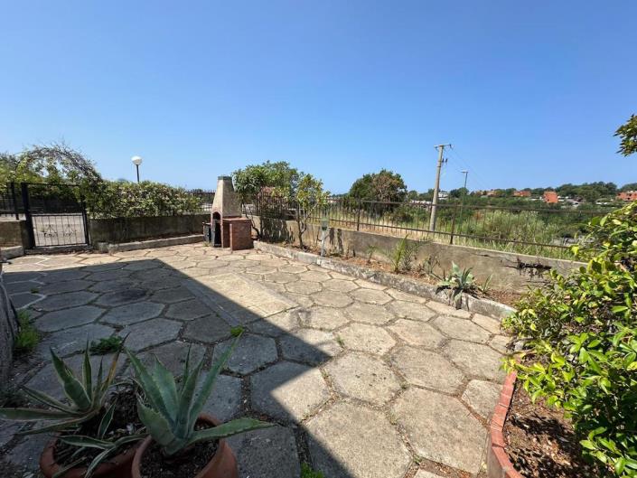 Image No.34-2 Bed Apartment for sale