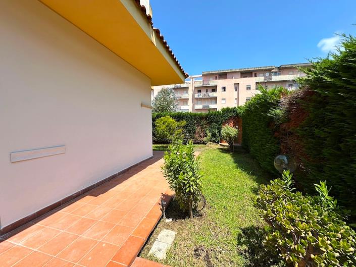 Image No.24-2 Bed Apartment for sale