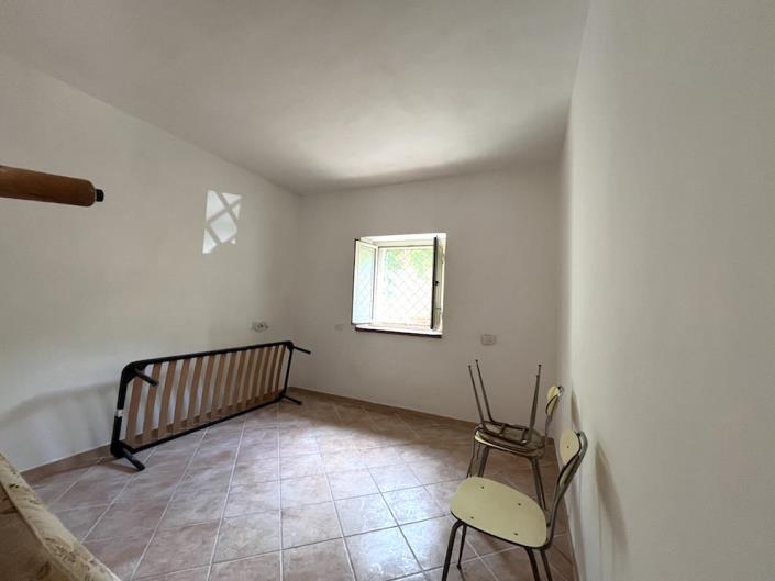 Image No.11-2 Bed Country House for sale