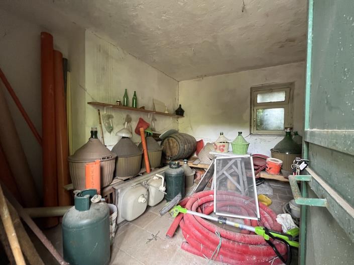 Image No.18-2 Bed Country House for sale