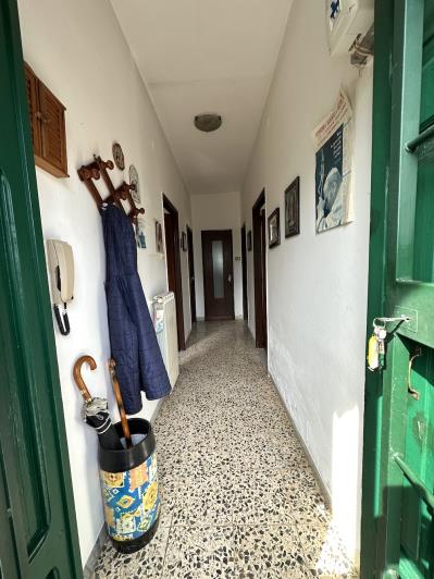 Image No.5-2 Bed Country House for sale