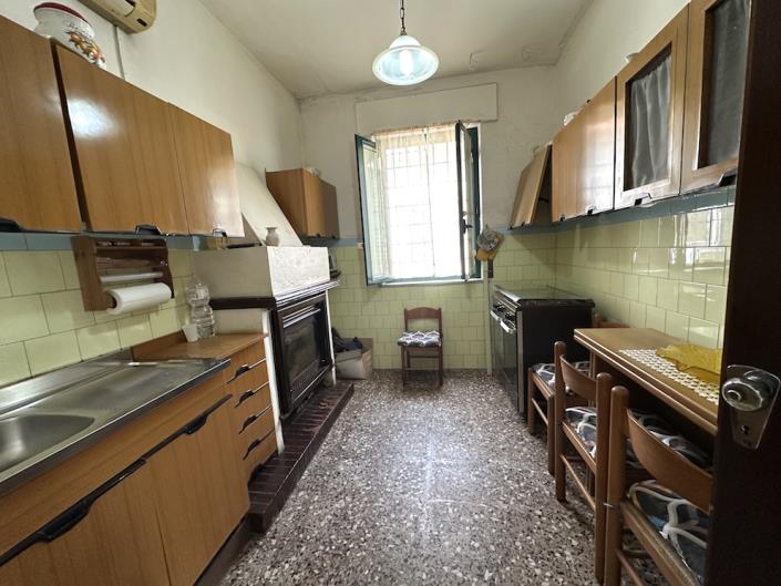 Image No.9-2 Bed Country House for sale