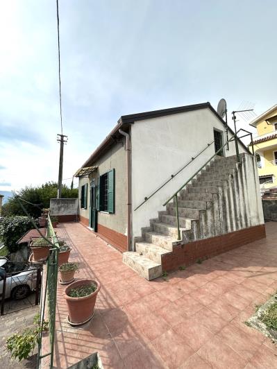 Image No.20-2 Bed Country House for sale