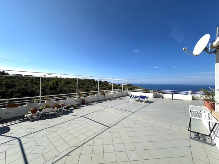 Image No.4-5 Bed Apartment for sale