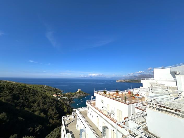 Image No.11-5 Bed Apartment for sale