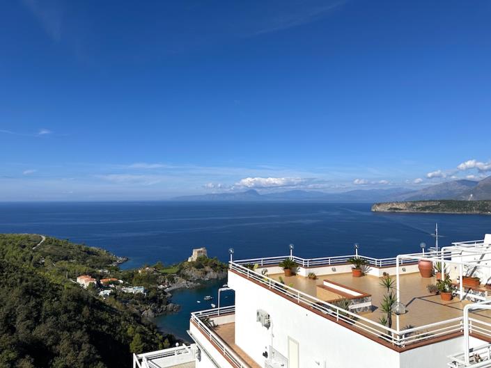 Image No.16-5 Bed Apartment for sale