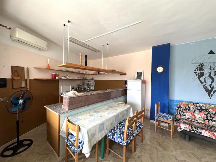 Image No.22-5 Bed Apartment for sale