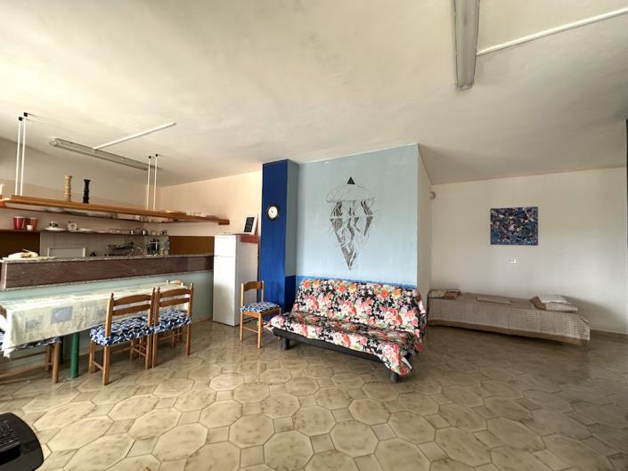 Image No.23-5 Bed Apartment for sale