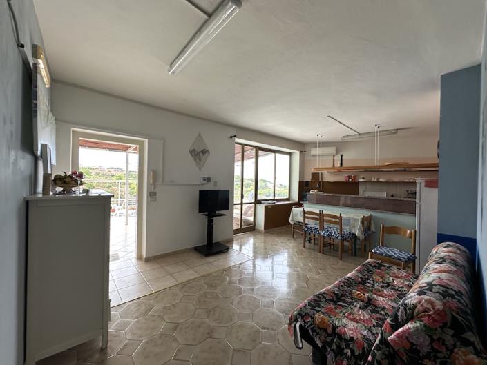 Image No.24-5 Bed Apartment for sale