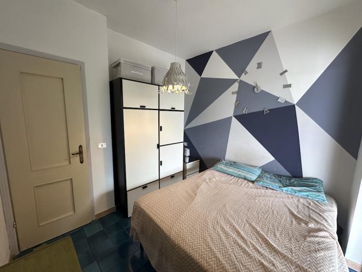 Image No.28-5 Bed Apartment for sale