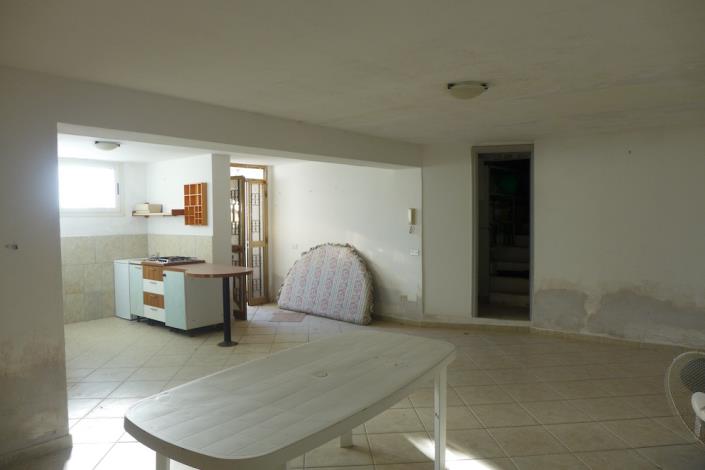 Image No.35-5 Bed Apartment for sale