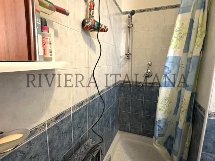 Image No.12-1 Bed Apartment for sale