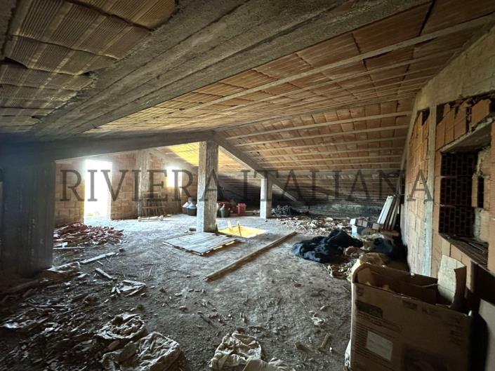 Image No.18-Country Property for sale