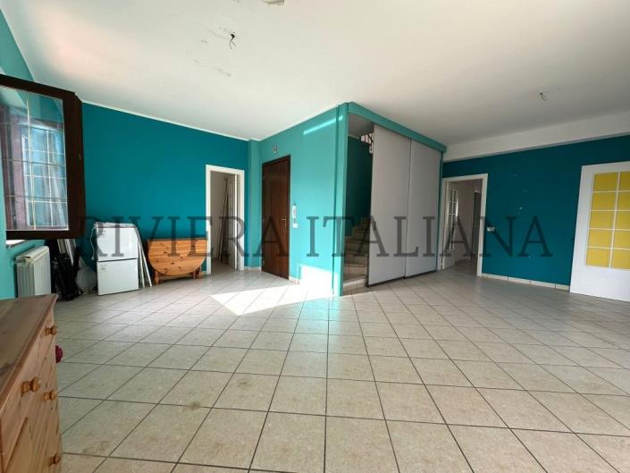 Image No.5-4 Bed Apartment for sale