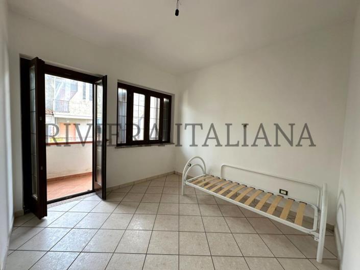 Image No.8-4 Bed Apartment for sale