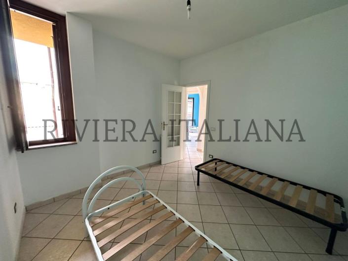 Image No.13-4 Bed Apartment for sale