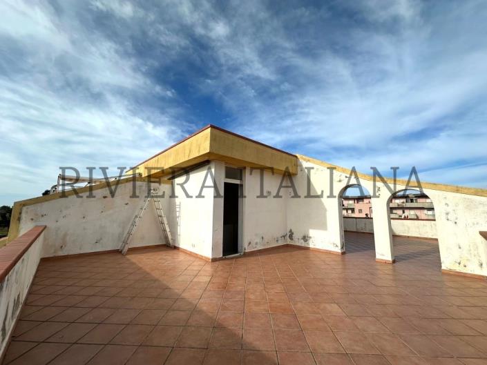 Image No.28-4 Bed Apartment for sale