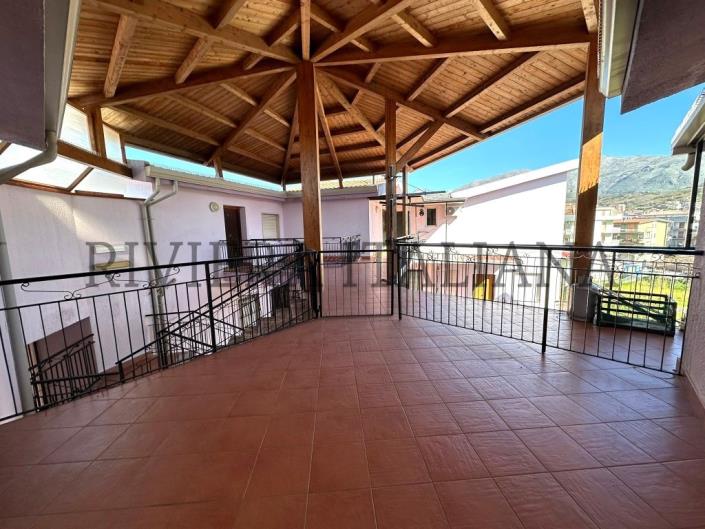 Image No.16-2 Bed Apartment for sale