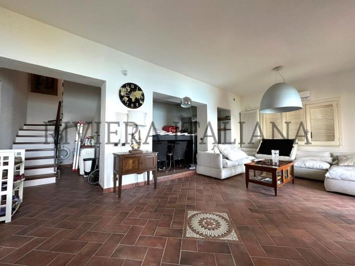 Image No.15-Villa / Détaché de 3 chambres à vendre à Scalea