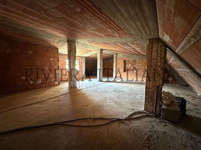 Image No.33-2 Bed House/Villa for sale
