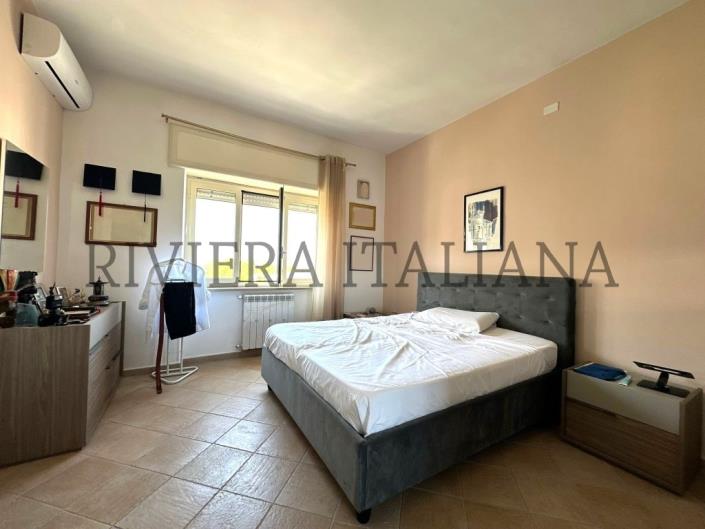 Image No.35-3 Bed Apartment for sale