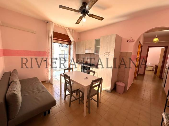 Image No.2-Appartement de 2 chambres à vendre