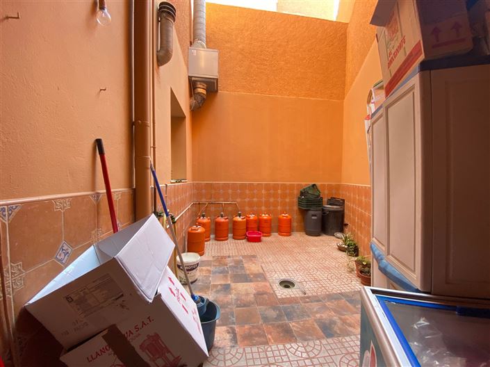 Image No.22-10 Bed Hotel for sale