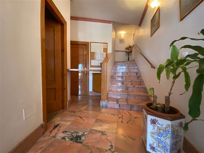 Image No.24-10 Bed Hotel for sale