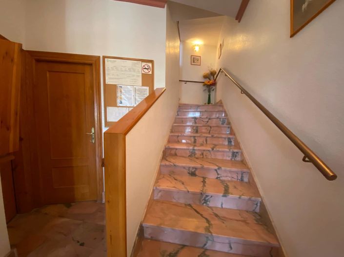 Image No.25-10 Bed Hotel for sale