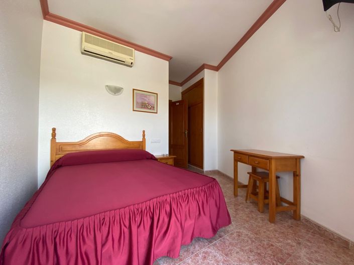 Image No.31-10 Bed Hotel for sale