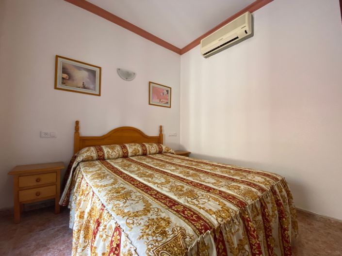 Image No.34-10 Bed Hotel for sale