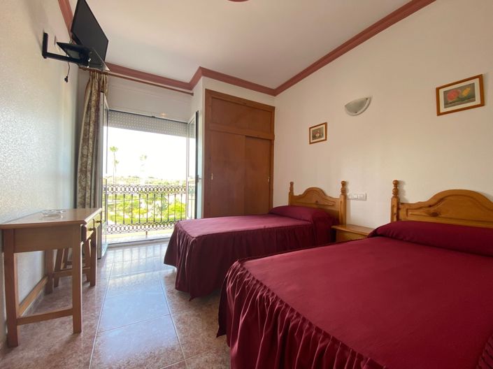 Image No.40-10 Bed Hotel for sale