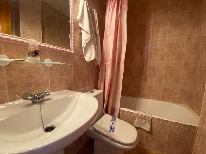 Image No.47-10 Bed Hotel for sale