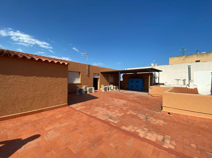 Image No.67-10 Bed Hotel for sale